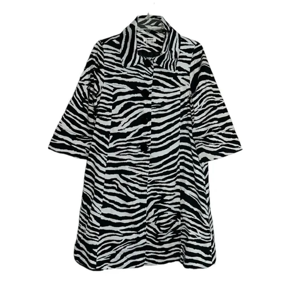 Appraisal Zebra Print Black and White
Jacket(Size Small)